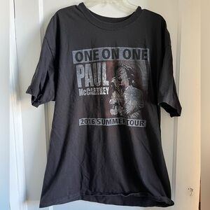 2016 Paul McCartney One on One Concert tee